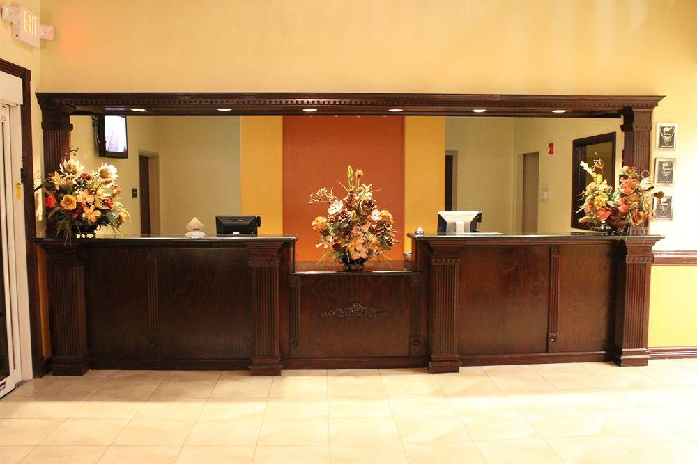 Super 8 By Wyndham Hidalgo At La Plaza Mall & Mcallen Airport Buitenkant foto
