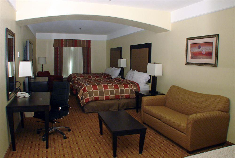 Super 8 By Wyndham Hidalgo At La Plaza Mall & Mcallen Airport Kamer foto