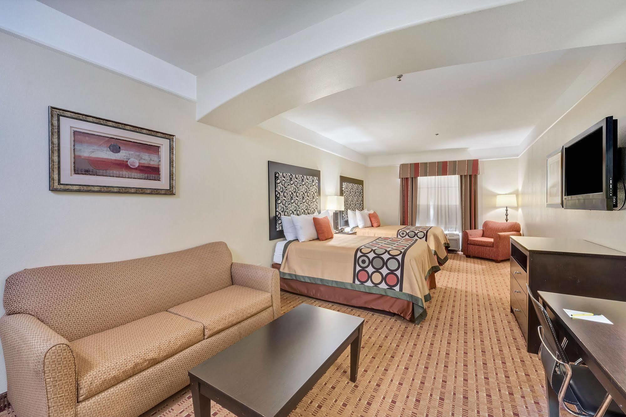 Super 8 By Wyndham Hidalgo At La Plaza Mall & Mcallen Airport Buitenkant foto